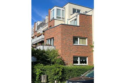 Schicke Wohnung mit großem Balkon und Einbauküche wartet auf Sie - Berlin Treptow-Köpenick