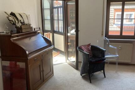 Helle 3-Zimmer Wohnung mit Balkon und Wintergarten - Buchen (Odenwald)