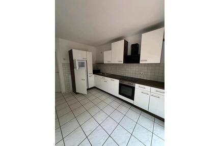 3 Zimmer Wohnung zu vermieten - 700,00&nbsp;EUR Kaltmiete, ca.&nbsp; 90,00&nbsp;m&sup2; in Berge (PLZ: 49626)