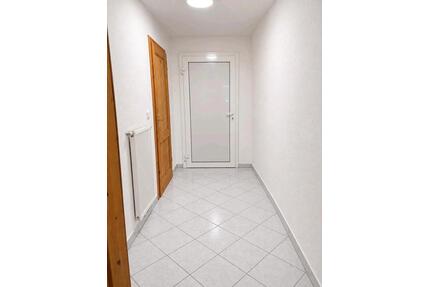 3-Zimmer Wohnung in Flechtorf - 1.150,00&nbsp;EUR Kaltmiete, ca.&nbsp; 90,00&nbsp;m&sup2; in Lehre (PLZ: 38165)
