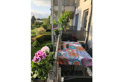 3 Zimmer Wohnung | Innenhafen | Mit Einbauküche und Aufzug - Duisburg