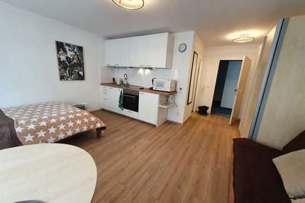 Wohnen auf Zeit in Düsseldorf 890,00 €