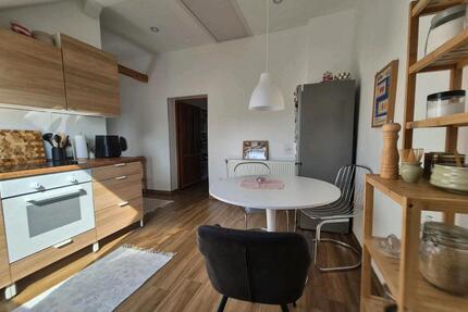 2,5 Zimmer DG Wohnung mit Gartenzugang - Duisburg Rheinhausen