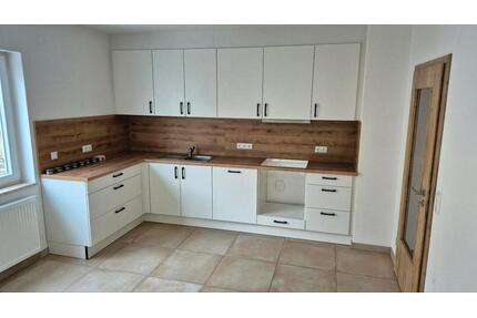 2,5 Zimmer Wohnung - 690,00&nbsp;EUR Kaltmiete, ca.&nbsp; 75,00&nbsp;m&sup2; in Flachslanden (PLZ: 91604)