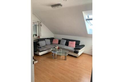 3 Zimmer Wohnung DG - 1.000,00&nbsp;EUR Kaltmiete, ca.&nbsp; 65,00&nbsp;m&sup2; in Neuenburg am Rhein (PLZ: 79395)