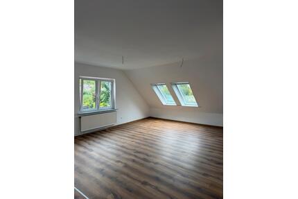 3 Zimmer Wohnung im ZFH modernisiert - Delmenhorst Bungerhof