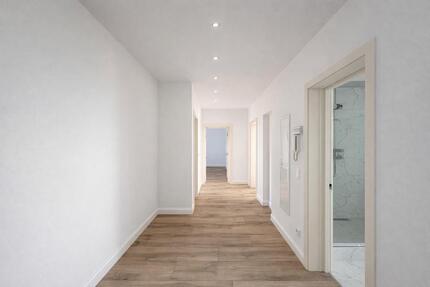 Neu 3-Zimmer Wohnung - 1 Etage - 850,00&nbsp;EUR Kaltmiete, ca.&nbsp; 72,00&nbsp;m&sup2; in Wolmirstedt (PLZ: 39326)