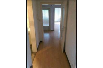 5 Zimmer Wohnung - 975,00&nbsp;EUR Kaltmiete, ca.&nbsp; 110,00&nbsp;m&sup2; in Ilsede (PLZ: 31246) Adenstedt