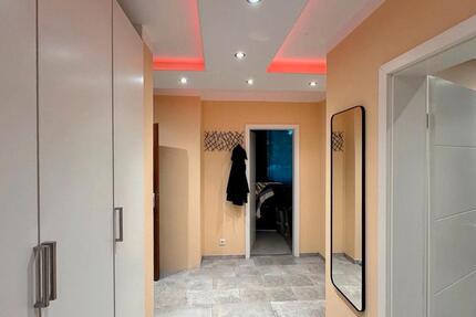 TOP sanierte 2-Zimmer Wohnung in Porz-Zentrum mit Küche und Balko - Köln