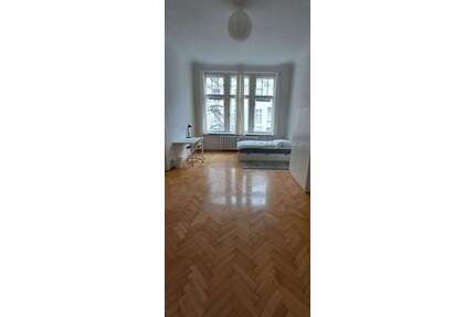 WG-Zimmer in Berlin 680,00 € 32 m²