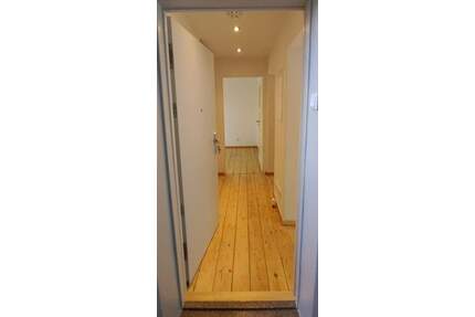 FÜR SINGLES ODER EIN PAAR: 2-Zimmer-Wohnung mit großem Balkon - Mannheim Waldhof