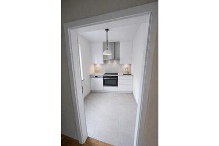 Charmante 2-Zimmer Wohnung mit großen Balkon und Blick ins Grüne - Waldsolms