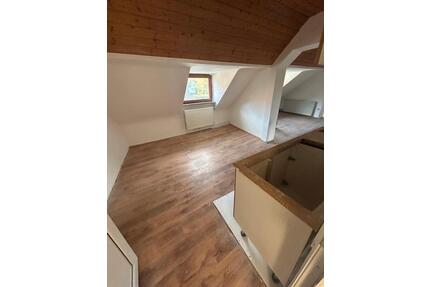 Ab dem 01.04.2026 3-Zimmer Dachgeschosswohnung St.Ingbert - Sankt Ingbert