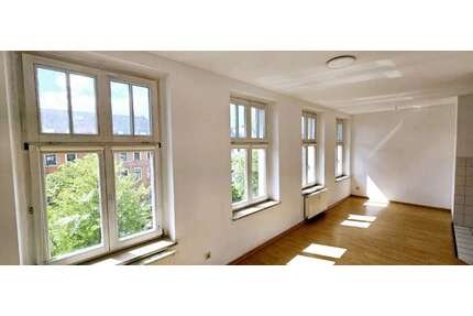 Wohnung zum Mieten in Chemnitz 240,00 € 32 m²