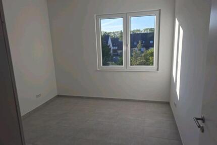 Marl-Hüls, hochwertig renovierte 3-Zimmer Wohnung 770 KM