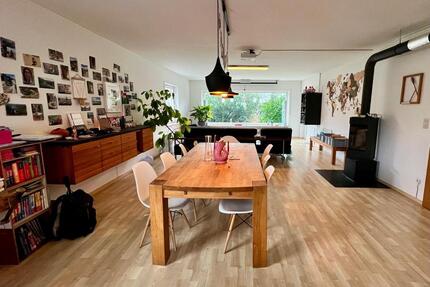 Große 4 Zimmer Erdgeschoss Wohnung in Spalt - Rohr