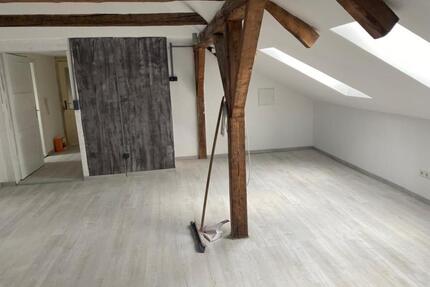 Schöne 2,5 Zimmer Dachgeschoss Wohnung -Nordstadt Zentral - Hildesheim Himmelsthür