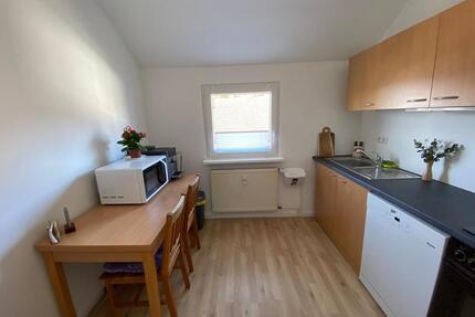 3 Zimmer Wohnung in zentr Lage von Breidenbach, Küche, Stellplatz