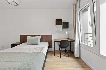 WG-Zimmer in Berlin 880,00 € 13 m²