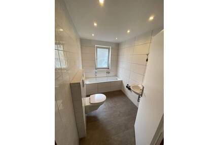 Helle 3 Zimmer Dachgeschosswohnung in Bretzenheim (Nahe)