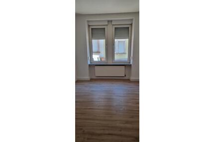 3 Zimmer Wohnung in Pirmasens - 450,00&nbsp;EUR Kaltmiete, ca.&nbsp; 62,00&nbsp;m&sup2; in Waldfischbach-Burgalben (PLZ: 67714)