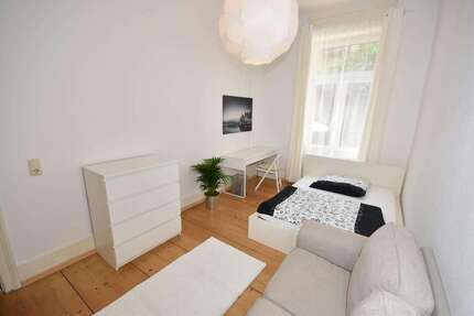 WG-Zimmer in Frankfurt am Main 750,00 € 17 m²