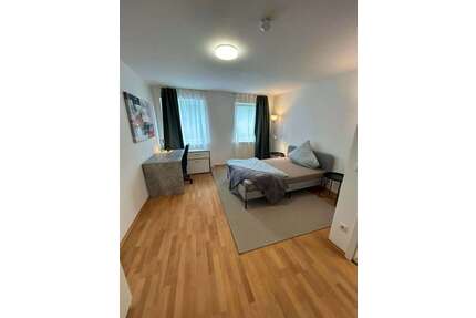 WG-Zimmer in München 970,00 € 12 m²