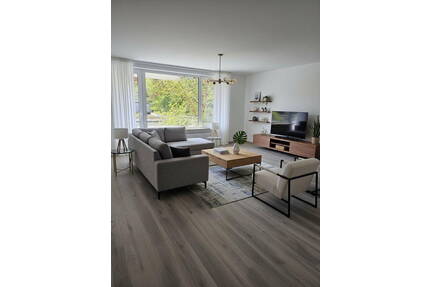 Oberkassel, Kernsanierte 2Zimmerwohnung - Düsseldorf