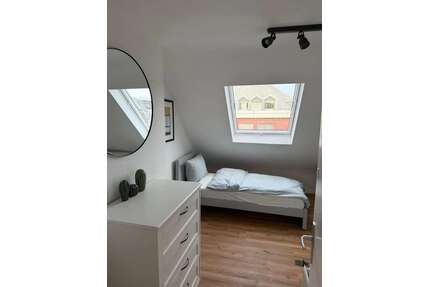WG-Zimmer in Düsseldorf 699,00 € 15 m²