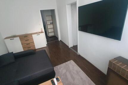 2 Zimmer Wohnung zu Vermieten - 1.200,00&nbsp;EUR Kaltmiete, ca.&nbsp; 80,00&nbsp;m&sup2; in Stuttgart (PLZ: 70190) Stuttgart-Ost