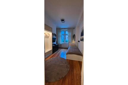 Möbliertes Zimmer | All-In | 2 Min zur U-Bahn | Sofort frei - Hamburg Stellingen