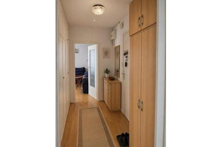 Möblierte 2-Zimmer - Wohnung auf Zeit (3-6 Mon.) | evtl. länger - Augsburg Hochzoll