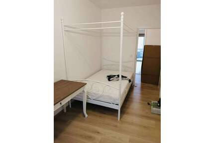 WG-Zimmer in Offenbach am Main 650,00 € 18 m²