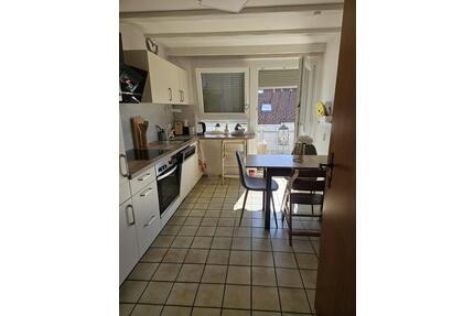 Wohnung, Dreizimmer Wohnung - 720,00&nbsp;EUR Kaltmiete, ca.&nbsp; 80,00&nbsp;m&sup2; in Aichhalden (PLZ: 78733)