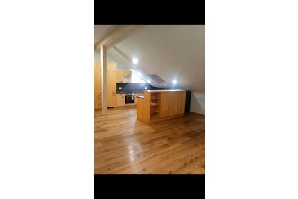 3 Zimmer Wohnung zu vermieten - 1.300,00&nbsp;EUR Kaltmiete, ca.&nbsp; 93,00&nbsp;m&sup2; in Bad Wurzach (PLZ: 88410)