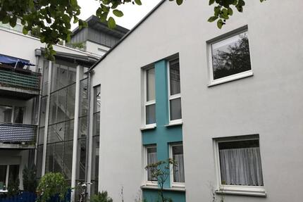 Schöne 3 Zi.-Wohnung mit großer Dachterrasse - Bonn Hardtberg