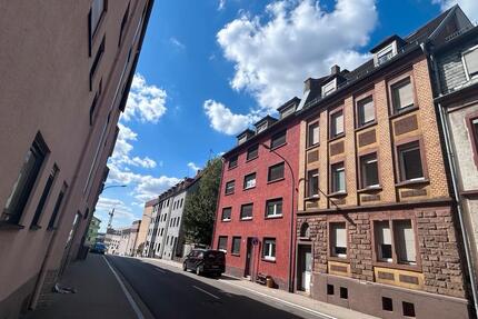 Helle 2 Zimmer Wohnung mit Stellplatz - Pirmasens