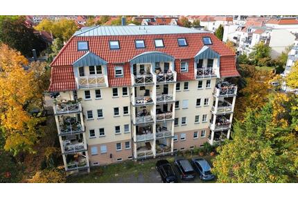 Ruhige und helle Zweizimmerwohnung mit Balkon mit Gartenblick - Leipzig Altwest