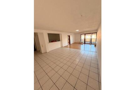 Großzügige und helle 2-Zimmer-Wohnung in Bürstadt - Mannheim Käfertal