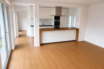 Moderne 3 Zimmer Wohnung mit großem Garten in Langenhagen