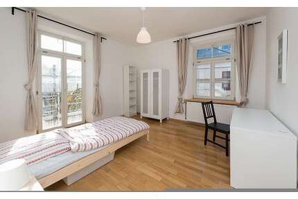 WG-Zimmer in München 925,00 € 15 m²