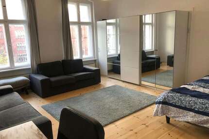 WG-Zimmer in Berlin 990,00 € 27 m²