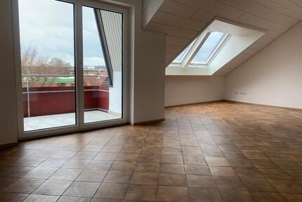 Attraktive 3,5-Zimmer Dachgeschosswohnung mit Balkon in FN - Friedrichshafen Allmannsweiler