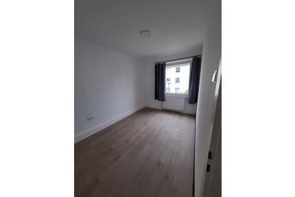 WG Zimmer in Letter - 300,00&nbsp;EUR Kaltmiete, ca.&nbsp; 11,00&nbsp;m&sup2; in Seelze (PLZ: 30926)
