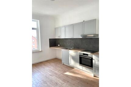 Helle 4-Zimmer Wohnung in Bremerhaven Lehe mit Balkon