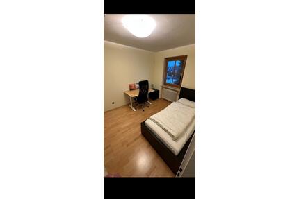 Haus Wohnung WG Zimmer - 780,00&nbsp;EUR Kaltmiete, ca.&nbsp; 20,00&nbsp;m&sup2; in München (PLZ: 81377) Sendling-Westpark