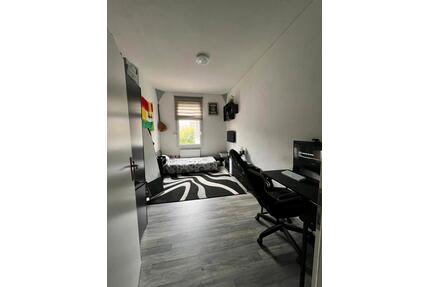 5 Zimmer Wohnung 120qm in Wuppertal