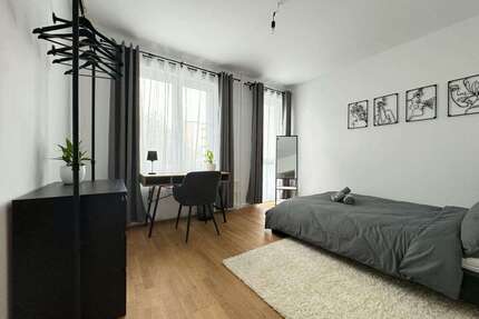 WG-Zimmer in Berlin 899,00 € 15 m²