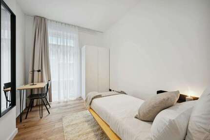 WG-Zimmer in Berlin 675,00 € 11 m²