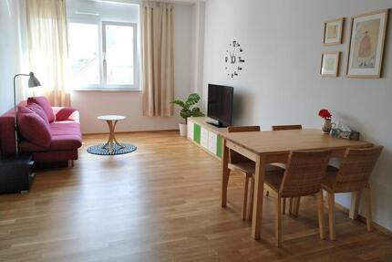 Gemütlich möblierte 2-Zimmer Wohnung im Zentrum Erlangen